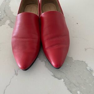 Poppy Barley limited edition red Fit Like A Glove Womens Red Pointed Toe Flats